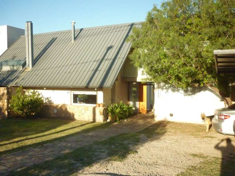 Casa en Carlos Paz (Villa del Lago)